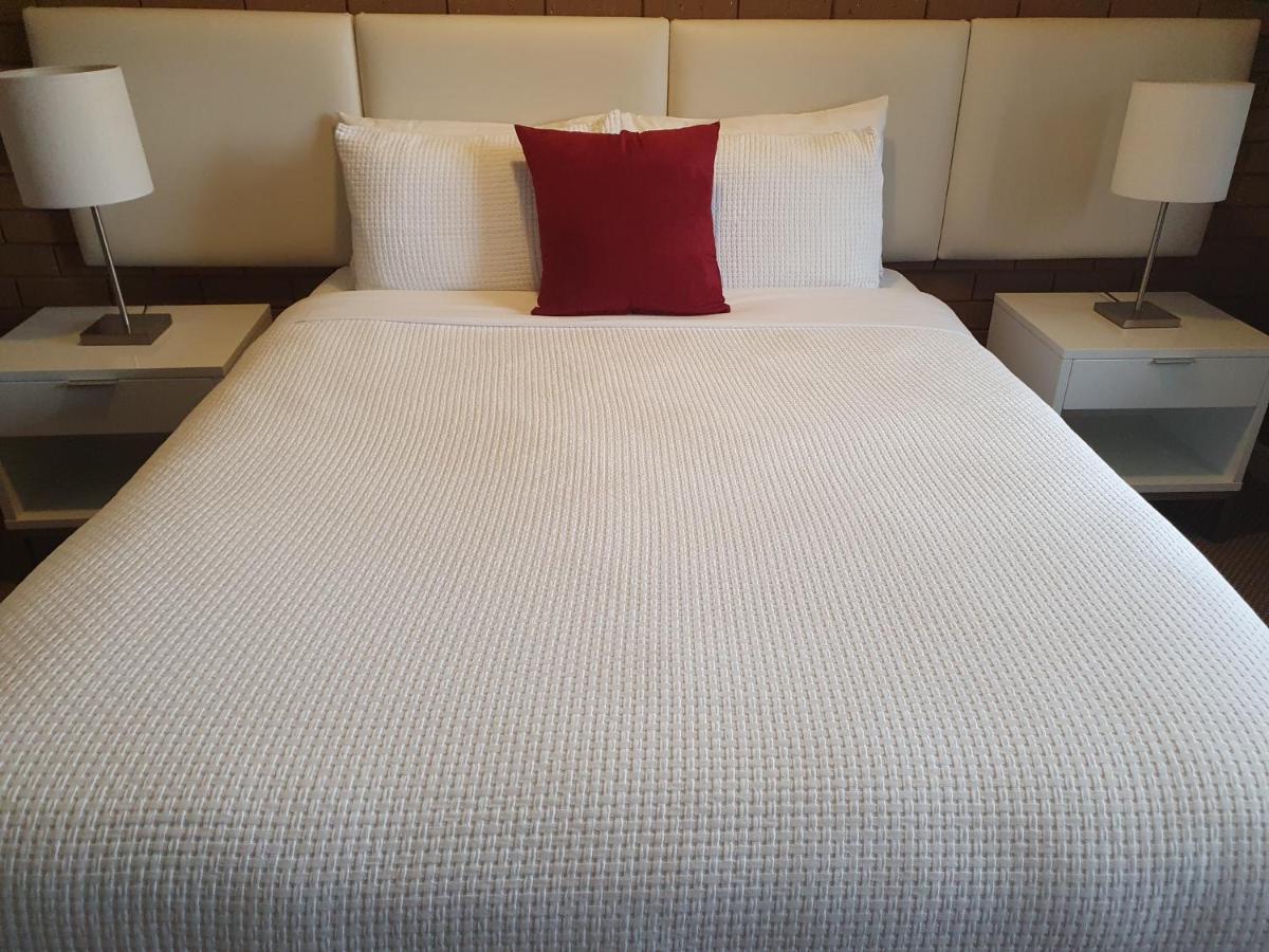 וואנגארטה Parkview Motor Inn And Apartments מראה חיצוני תמונה